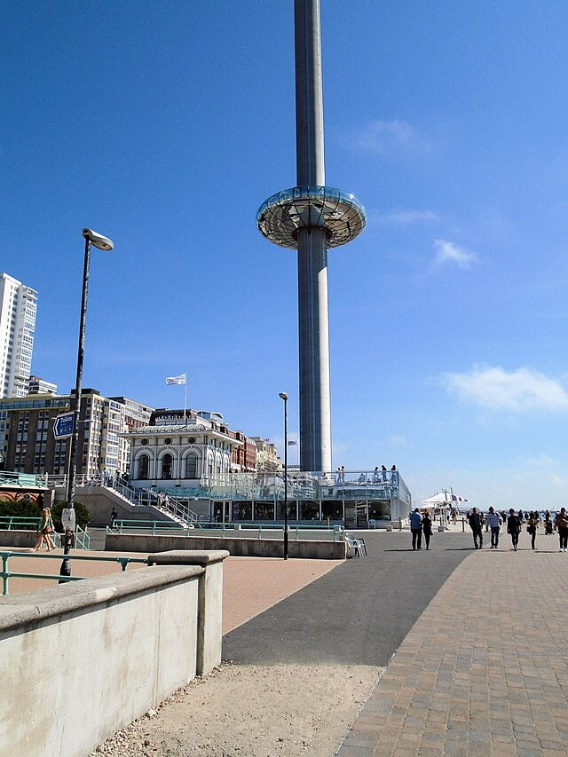 Brighton i360